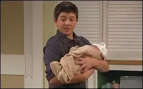 Comment s'appelle le garon ci-dessous ?