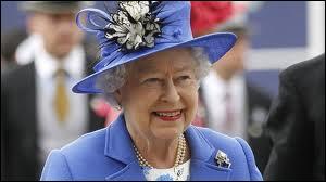 Le 2 juin, la reine d'Angleterre Elizabeth II fête son jubilé d'/de [... ] (60 ans de règne)