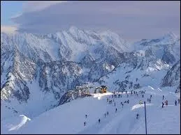 Aprs Bagnres-de-Bigorre, quelle est la deuxime ville thermale ?