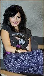 Qui est cette fille ?