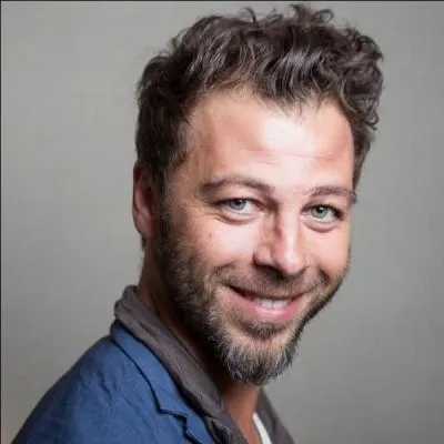 Nous sommes toutes tombes sous son charme aprs avoir entendu sa chanson !