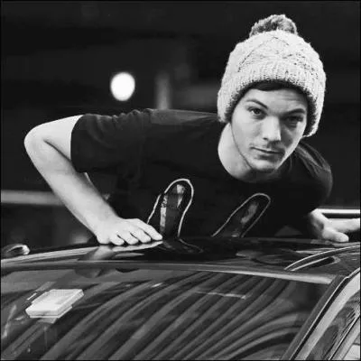 Louis aime les filles...