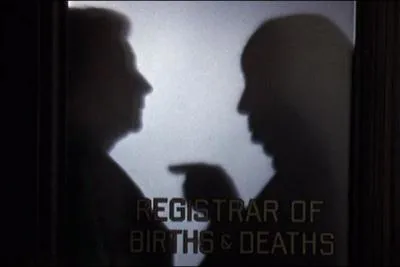 Quel est le nom de son dernier film datant de 1976, o Hitchcock fit son dernier camo ?