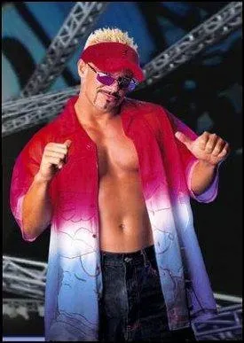 Il est pompier et lutteur, partenaire de Grand Master Sexay et Rikishi, qui est ce lutteur ?