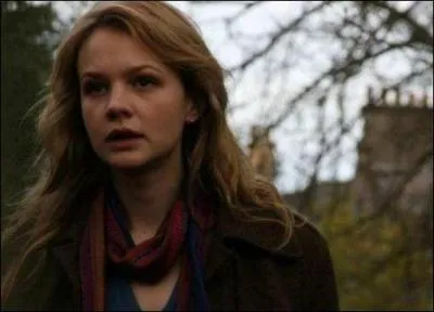 Dans la saison 3, que récupère Sally dans la main d'un ange ?