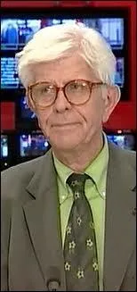 Dans quel domaine Henri Chapier tait-il un spcialiste pour la chane France 3 ?