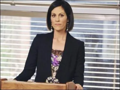 Pourquoi docteur Sullivan se fait-elle enlever par -A ?