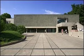 Quel architecte est  l'origine du National Museum of Western Art (NMWA) de Tokyo au Japon ?