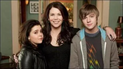 Quel est le sport favori d'Andrew, le fils de Sarah ?