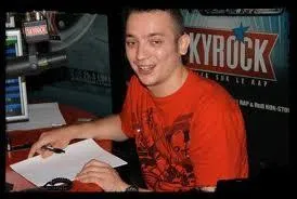 Et lui, comment s'appelle-t-il ?