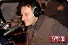 Quel est le pseudonyme de cette personne ?