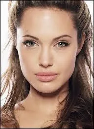 Comment s'appelle cette actrice ?