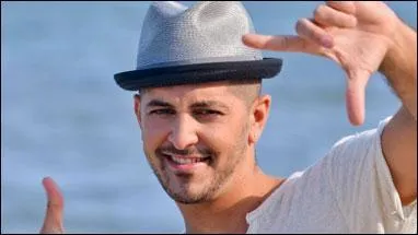 Avec combien de filles, et avec lesquelles Antonin est-il sorti ?