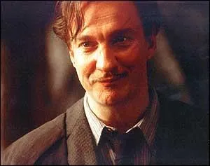 Dans  Harry Potter et le Prisonnier d'Azkaban  , pourquoi Lupin est-il contraint de quitter le chteau ?