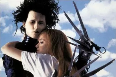  Edward aux mains d'argent  : sorti en 1990. Quel ralisateur met en scne Johnny Depp dans le rle d'Edward un jeune homme possdant des ciseaux  la place des mains ?
