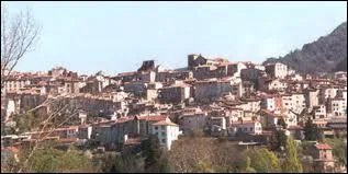 La ville de Thiers ( Puy-de-Dme ), connue pour ses couteaux, est chef-lieu ...