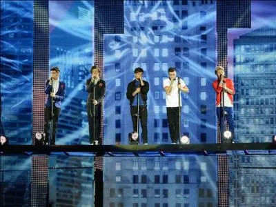 Comment s'appelle la tourne prvue en 2014 ?