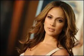 Qui est cette chanteuse appele  bomba latina  ?