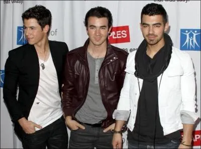 Comment s'appelle ce groupe ?