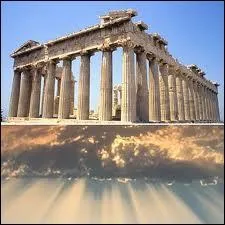 A la fin du tome 5, qui est la petite-copine de Percy ?