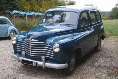 De quelle voiture des annes 1950 s'agit-il ?