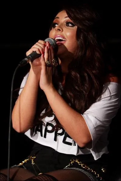 Quel est le nom complet de celle qui a peur des clowns ?