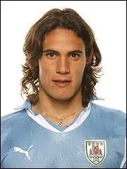 Encore un fabuleux buteur ; il termine notamment meilleur buteur de Srie A avec Naples, il s'agit bien sr de :