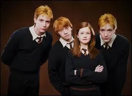 Nous sommes leurs 2 enfants, nous nous prnommons ...