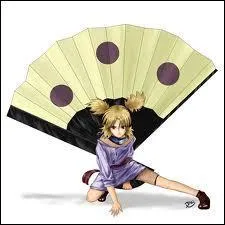 J'aide parfois mes parents  la boutique de fleurs :