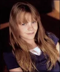 Comment se nomme l'actrice qui incarne Steph ?