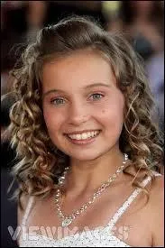 C'est Marny Kennedy.