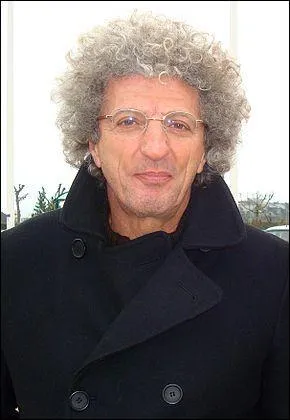 Quelle est la nationalit de lie Chouraqui ?