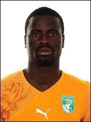 J'volue  Galatasaray en Turquie, 77 slections pour 3 buts avec la Cte d'Ivoire, je porte le numro 21 avec eux, je suis ....