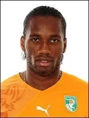 Comment imaginer les lphants sans lui ! Ce joueur est d'une part le meilleur buteur de son pays avec 63 ralisations et est srement le meilleur joueur que la Cte d'Ivoire ait connu. Vainqueur de la prestigieuse Coupe aux grandes oreilles en 2012 avec Chelsea mais aujourd'hui  Galatasaray, il s'agit de ....
