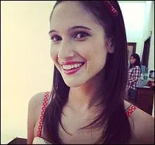 Comment s'appelle la meilleure amie de Violetta ?