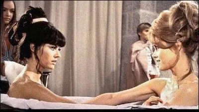 Quel est ce film  sketches de Roger Vadim, Louis Malle, et Federico Fellini ?