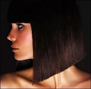 En -47 qui Cloptre, ge d'environ 22 ans, pouse-t-elle ?