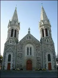 La commune de Bain-de-Bretagne ( Ille-et-Vilaine ) est chef-lieu ...