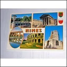 Je vous envoie une carte postale de Nmes ( Gard ). La ville est chef-lieu ...