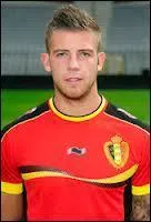 Ce joueur joue  l'Ajax Amsterdam. Qui est-il ?