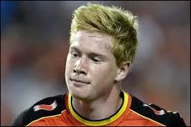 Mme ge et mme club que son prdcesseur, il n'a effectu que 12 slections pour le moment ; c'est bien sr :