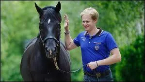 Dans ces cavaliers lequel est un Franais ?