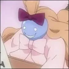 Quel est le nom de cette poupe parlante qui se moque de tout le monde, appartenant au personnage de la question prcdente ?