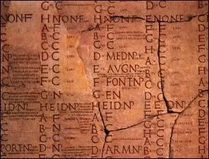 Cloptre montrait aussi beaucoup d'intrt pour les sciences. C'est elle qui, plus tard, a mme prsent son astronome, Sosigne,  Csar, pour qu'il :