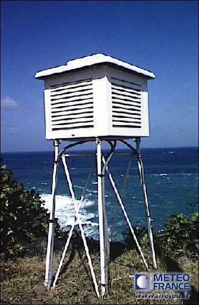 Quelle lettre symbolise une unit de mesure introduite en 1948 et largement utilise dans le monde  l'exception des Etats-Unis (qui prfrent le F) ?