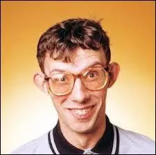 Il est plus renferm que le prcdent et il se passionne pour la science et la technologie. Il est souvent trs pointu dans un domaine ou deux et il y consacre tout son temps libre...