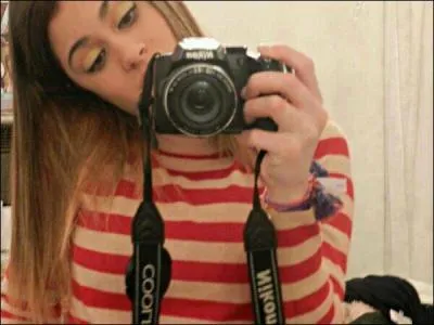 Qu'adore-t-elle porter plus que tout ?