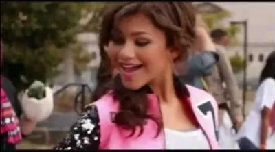 Quelle est cette chanson que chante Zendaya ?