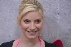 Nadge a-t-elle des frres et surs ?