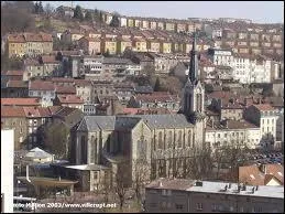 Je termine par une balade  Villerupt ( Meurthe-et-Moselle ), o la ville est chef-lieu ...
